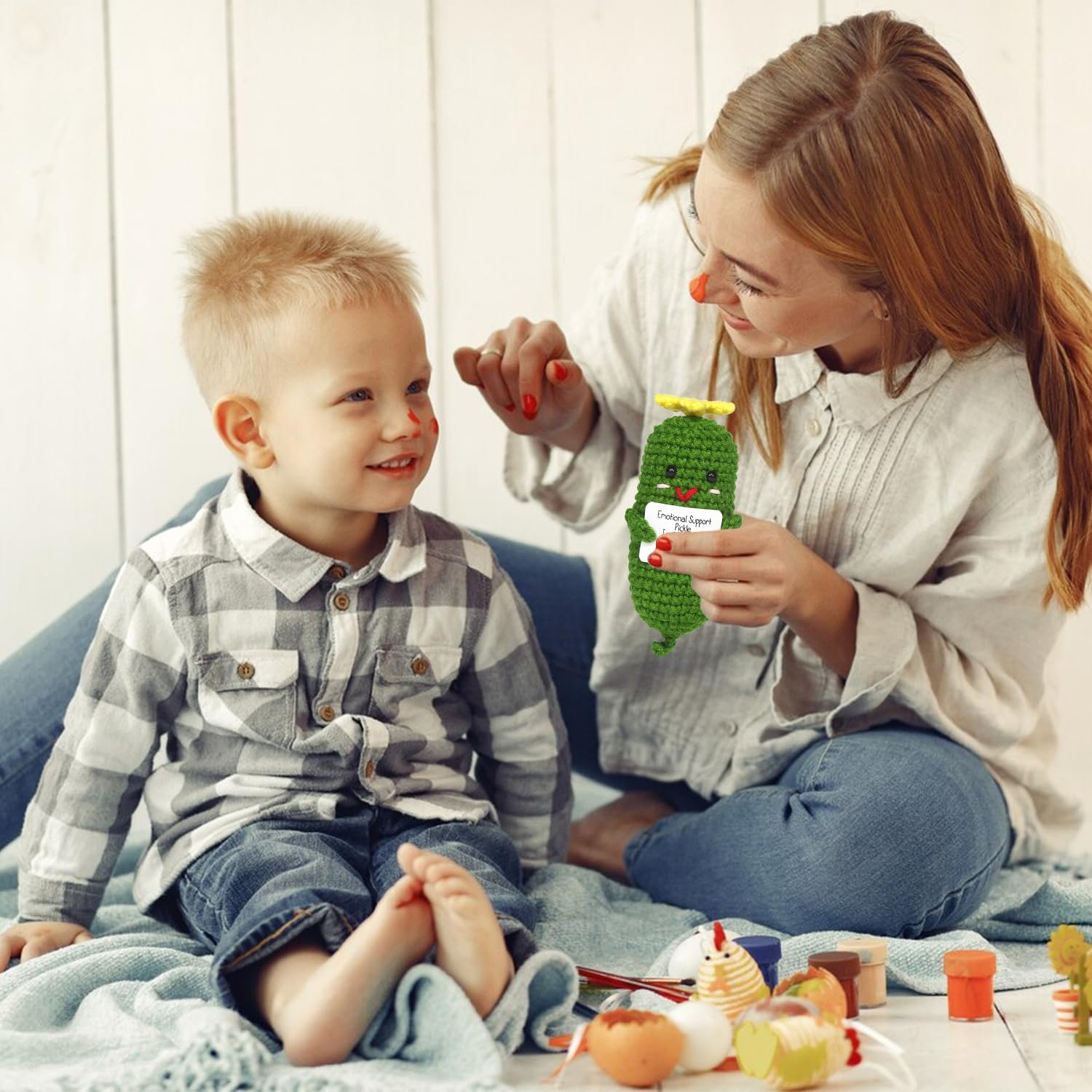 Positive Gurken Puppe, Pocket Hug Mini Plush, Saure Gurken Spielzeug mit Aufmunterung Karte, Kreative Strickwolle Pickle-Häkelpuppe, Geschenk für Freunde Geburtstags Weihnachten Abschieds Motivations